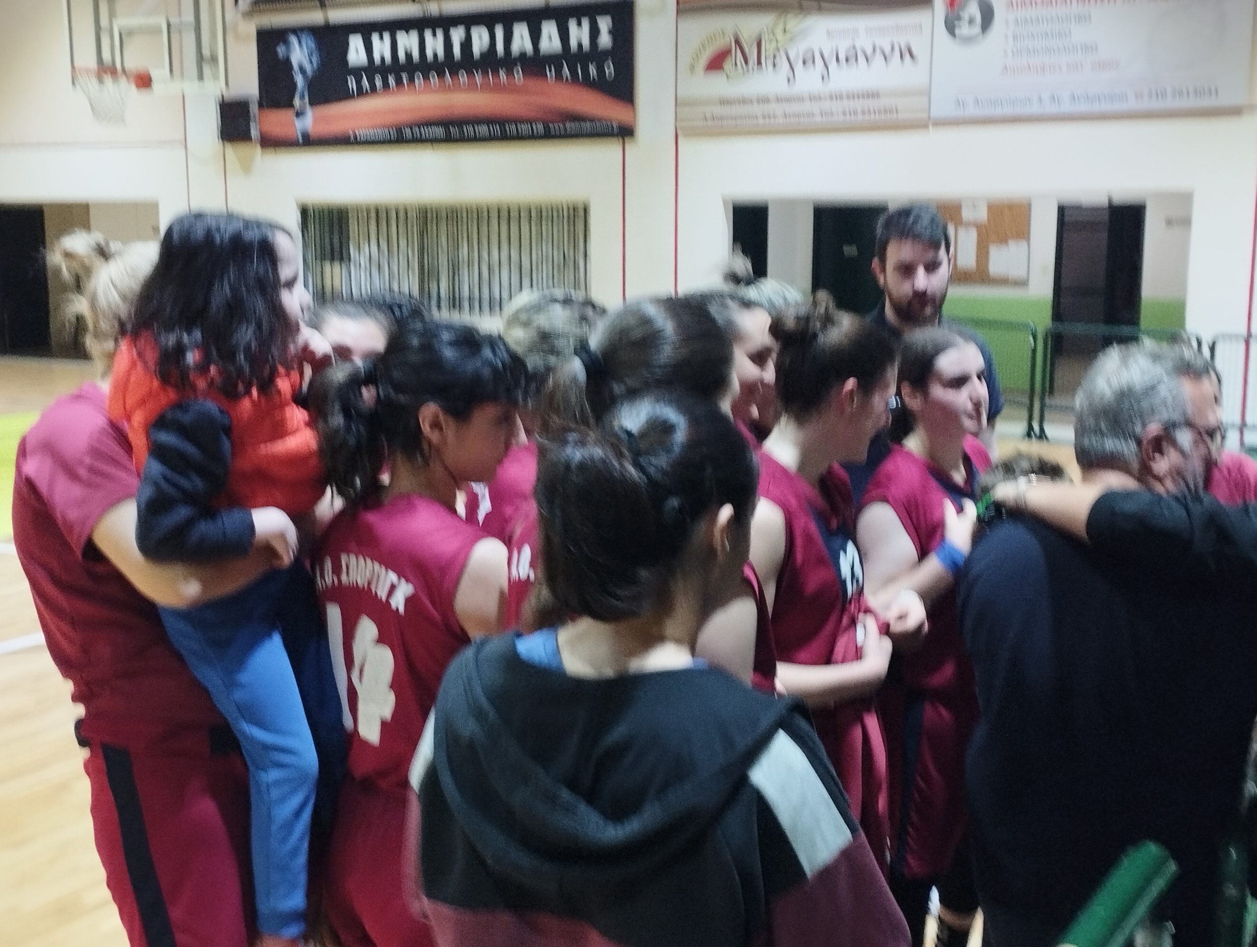 ΝΙΚΗ ΠΡΩΤΙΑΣ ΚΑΙ ΤΩΡΑ PLAYOFF!!!