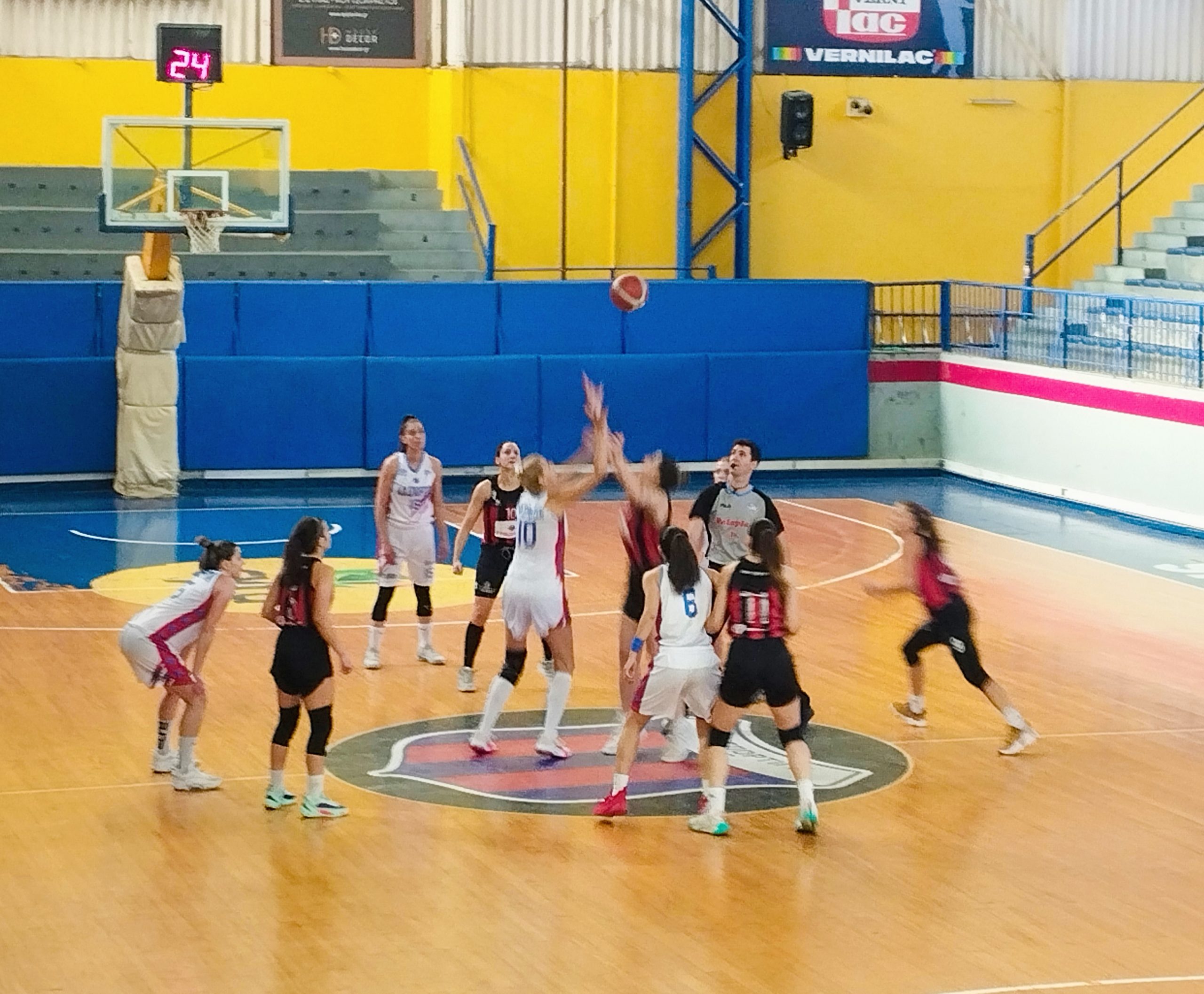 Α.Ο ΣΠΟΡΤΙΓΚ-ΑΟΦ ΠΟΡΦΥΡΑΣ 50-39